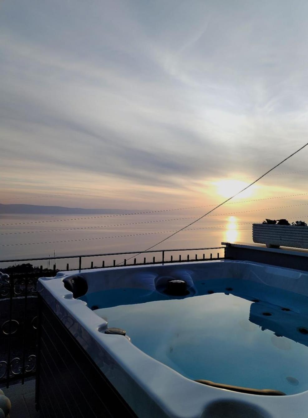 Apartman Alida Podgora Bagian luar foto